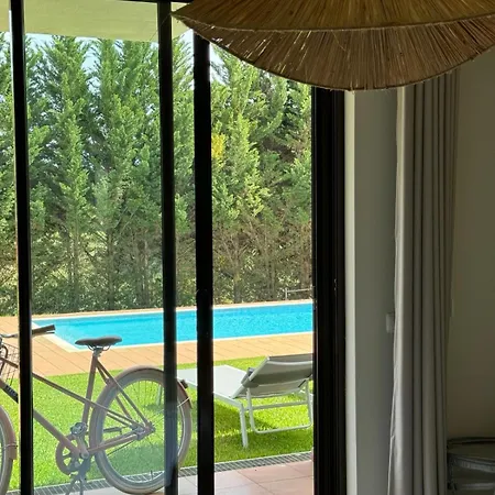 Piscina E Golf